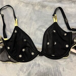 Victoria Secret balconette bra sheer black with daisies, 36C